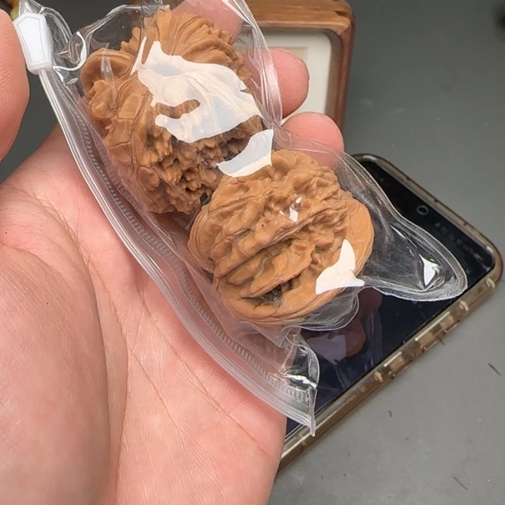 贇***文玩核桃吊坠四座楼