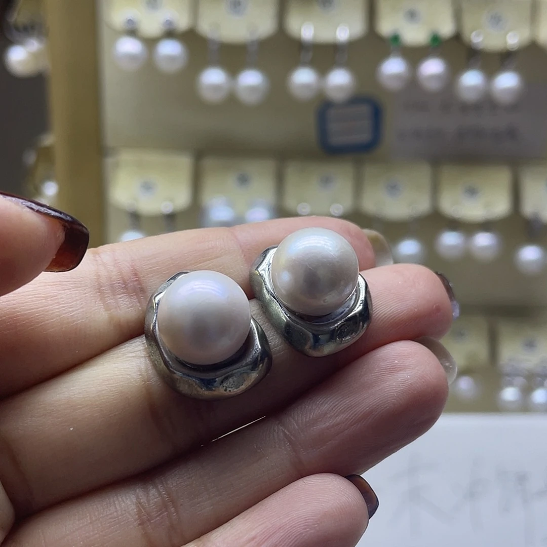 银S925镶嵌耳饰淡水珍珠