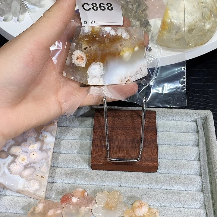 羔***a珠宝半成品水晶未镶嵌天然水晶C868