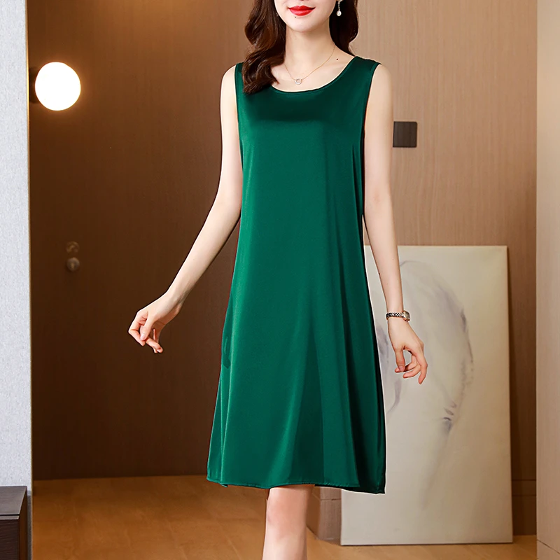 真丝吊带连衣裙女夏装新款桑蚕丝无袖大码背心裙外穿宽松打底裙子