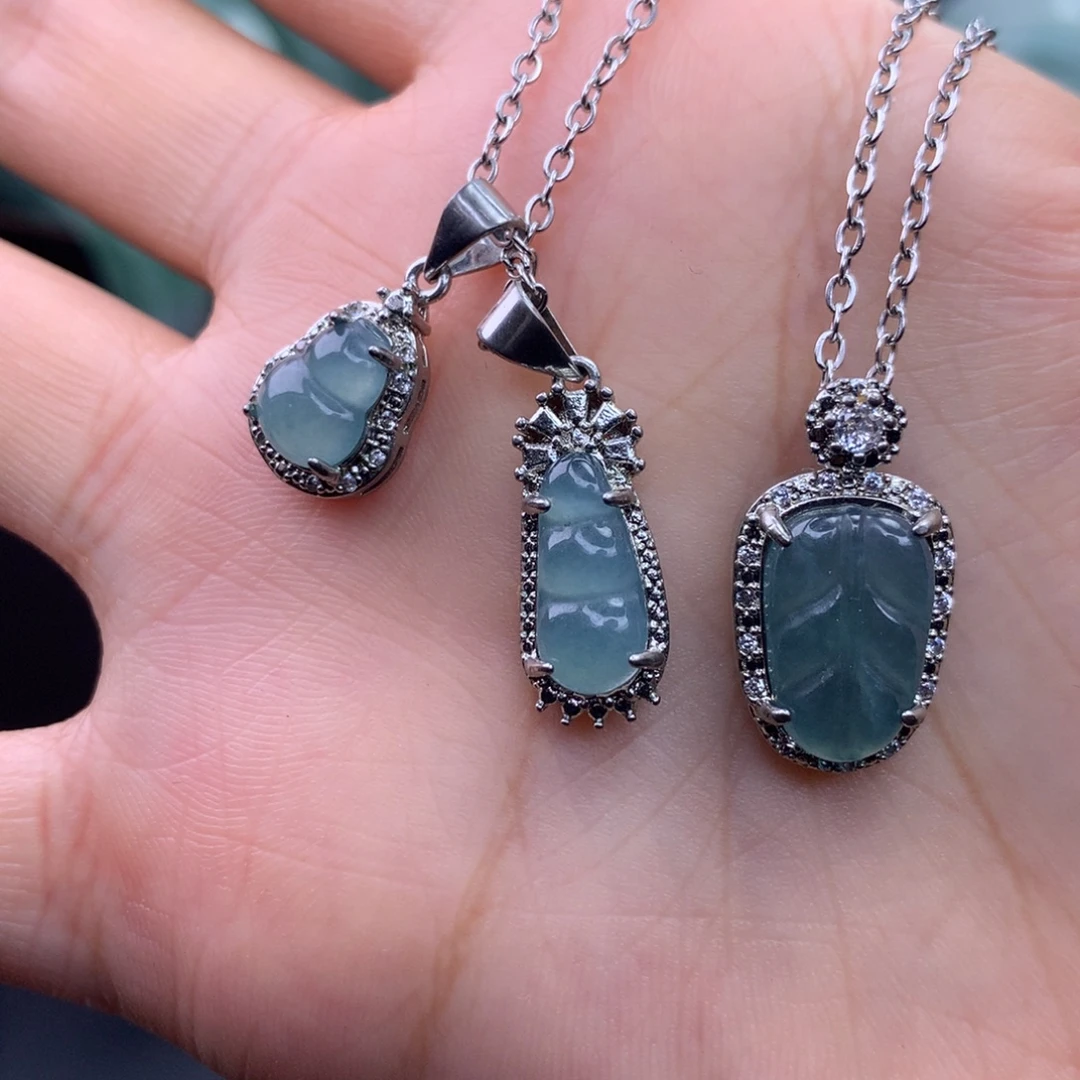 翡翠未镶嵌挂件多样性