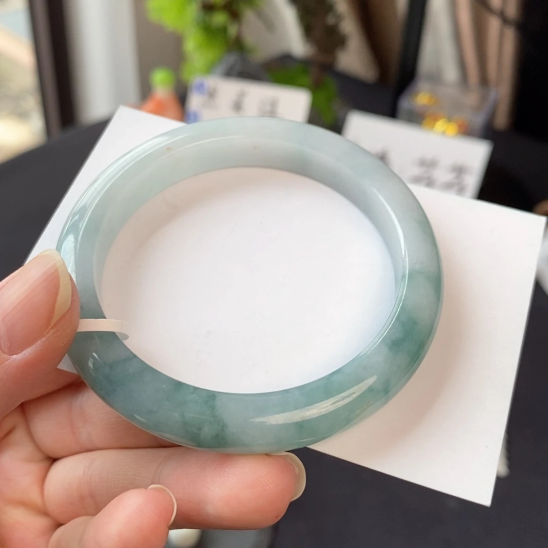 翡翠未镶嵌手镯半山水飘花53.5