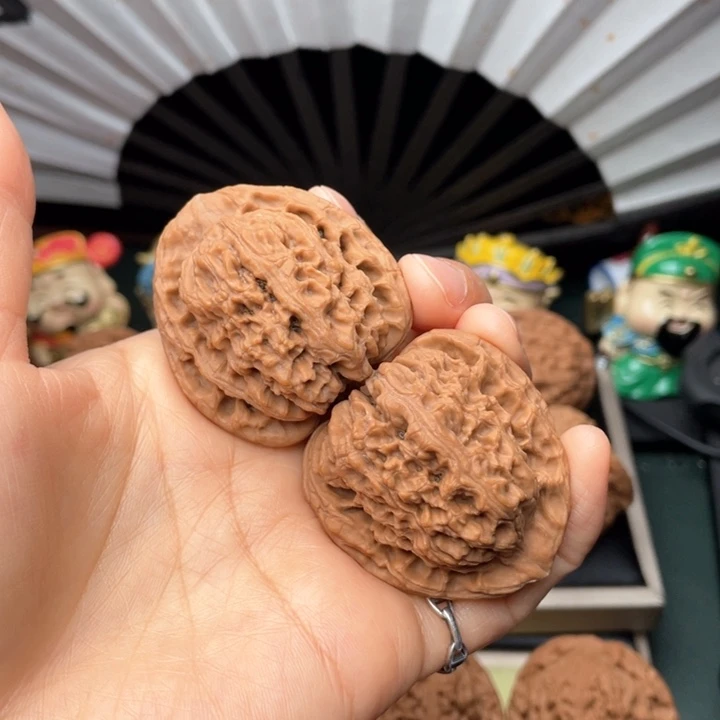 吊坠文玩核桃414042尺三角高炮