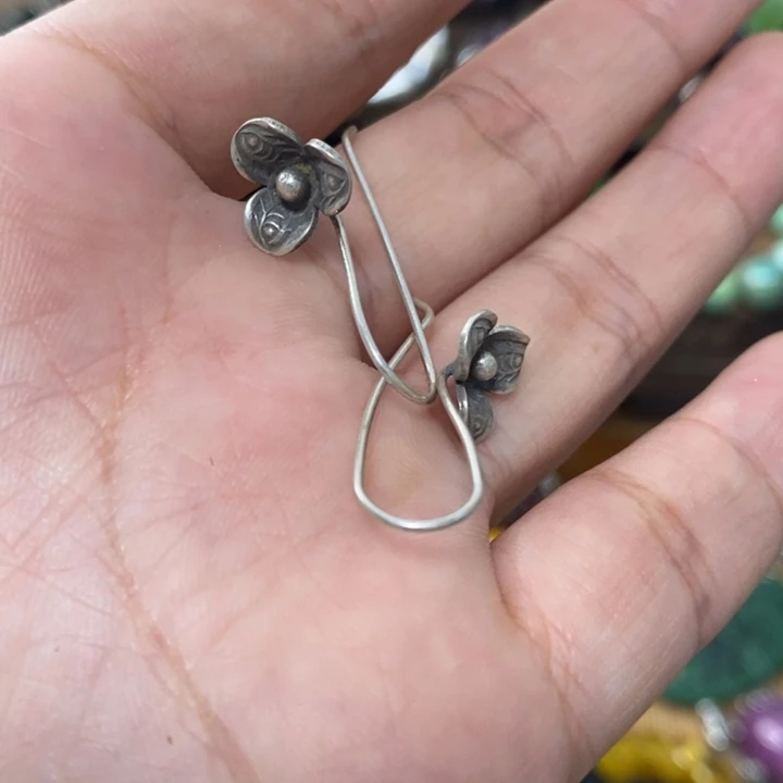 未镶嵌琥珀珠宝奇石