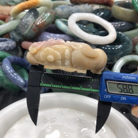 未镶嵌石英质玉珠宝半成品11