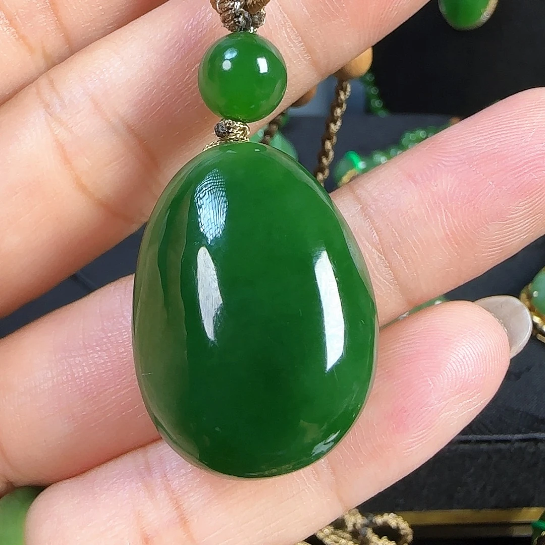 和田玉（碧玉）未镶嵌颈饰