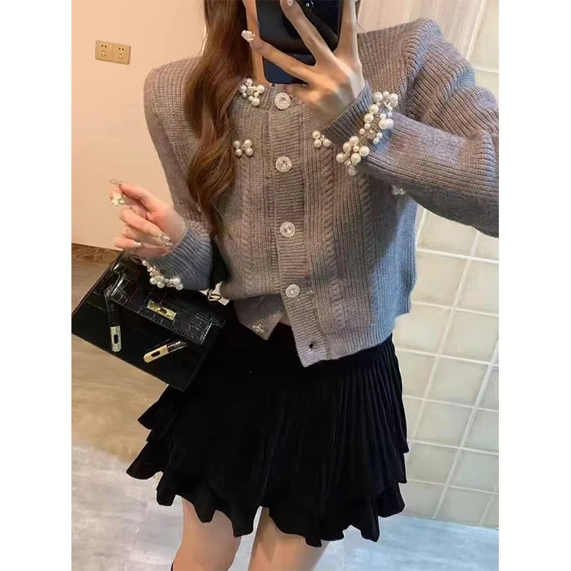气质2025钉珠香风开衫短款毛衣设计感小众修身针织衫重工上衣