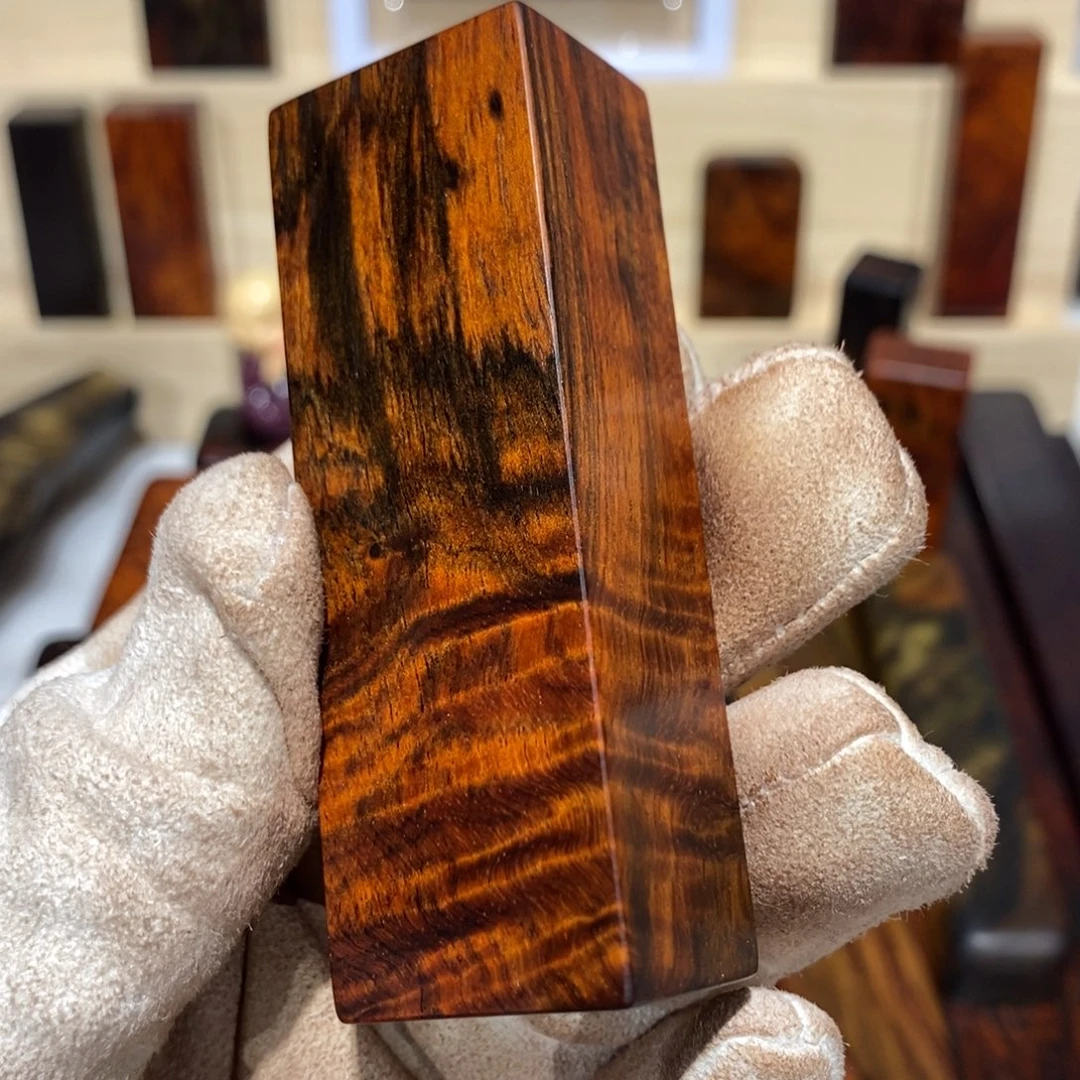 飞***鹿交趾黄檀（大红酸枝）