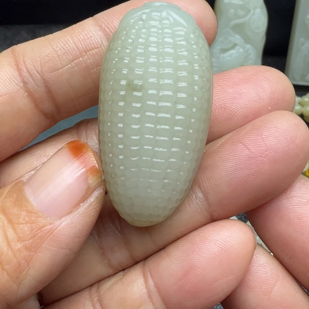 和田玉（糖玉）未镶嵌吊坠(不含链)