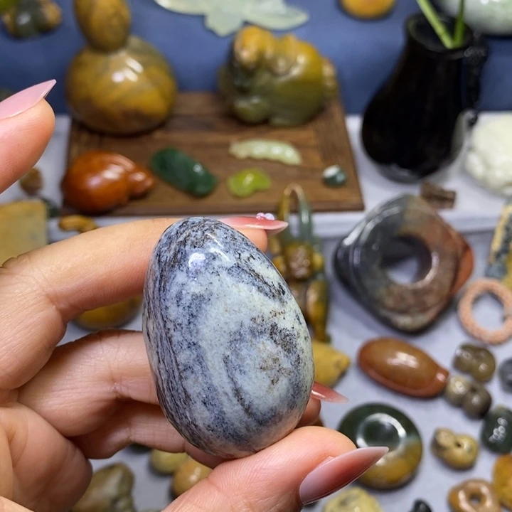 岫岩河磨玉（透闪石质玉）未镶嵌把件