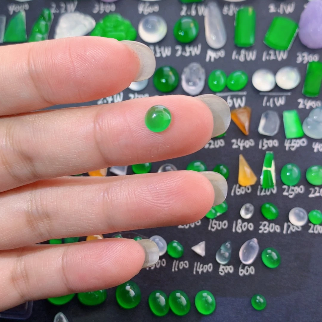 翡翠未镶嵌颈饰纯天然翡翠a货