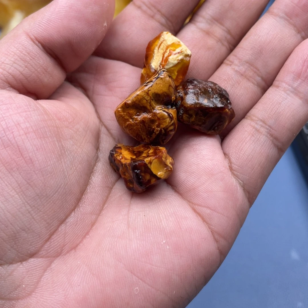 P***7定制琥珀未镶嵌蜜蜡定制