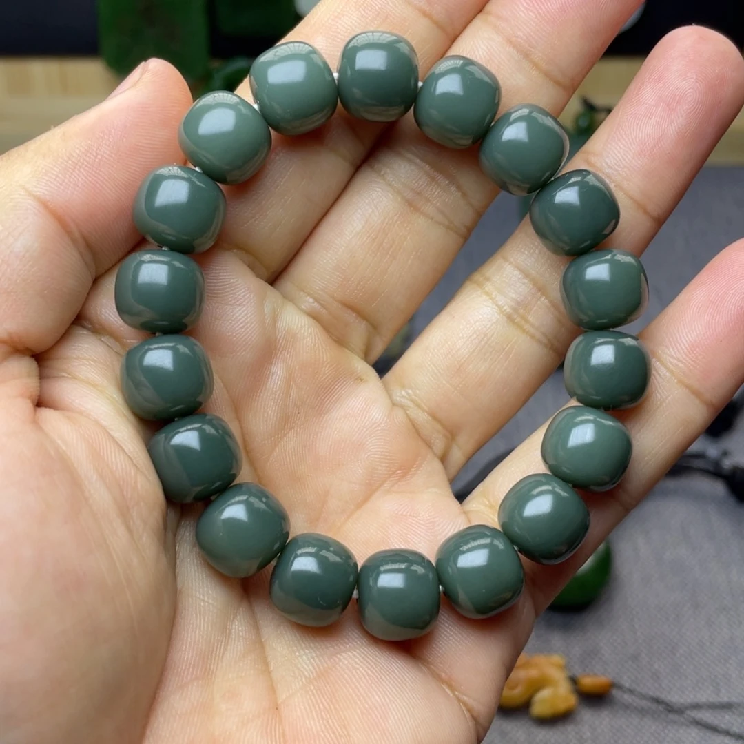 和田玉挂件未镶嵌青**价