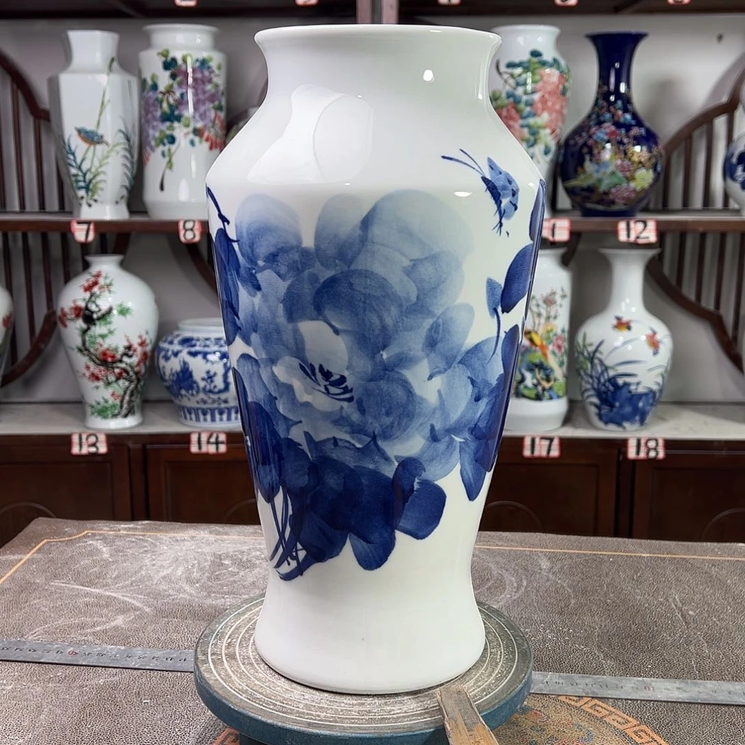 陶摆件景德镇陶瓷大鱼青牡