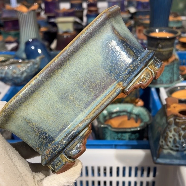 当代艺术花盆艺术作品
