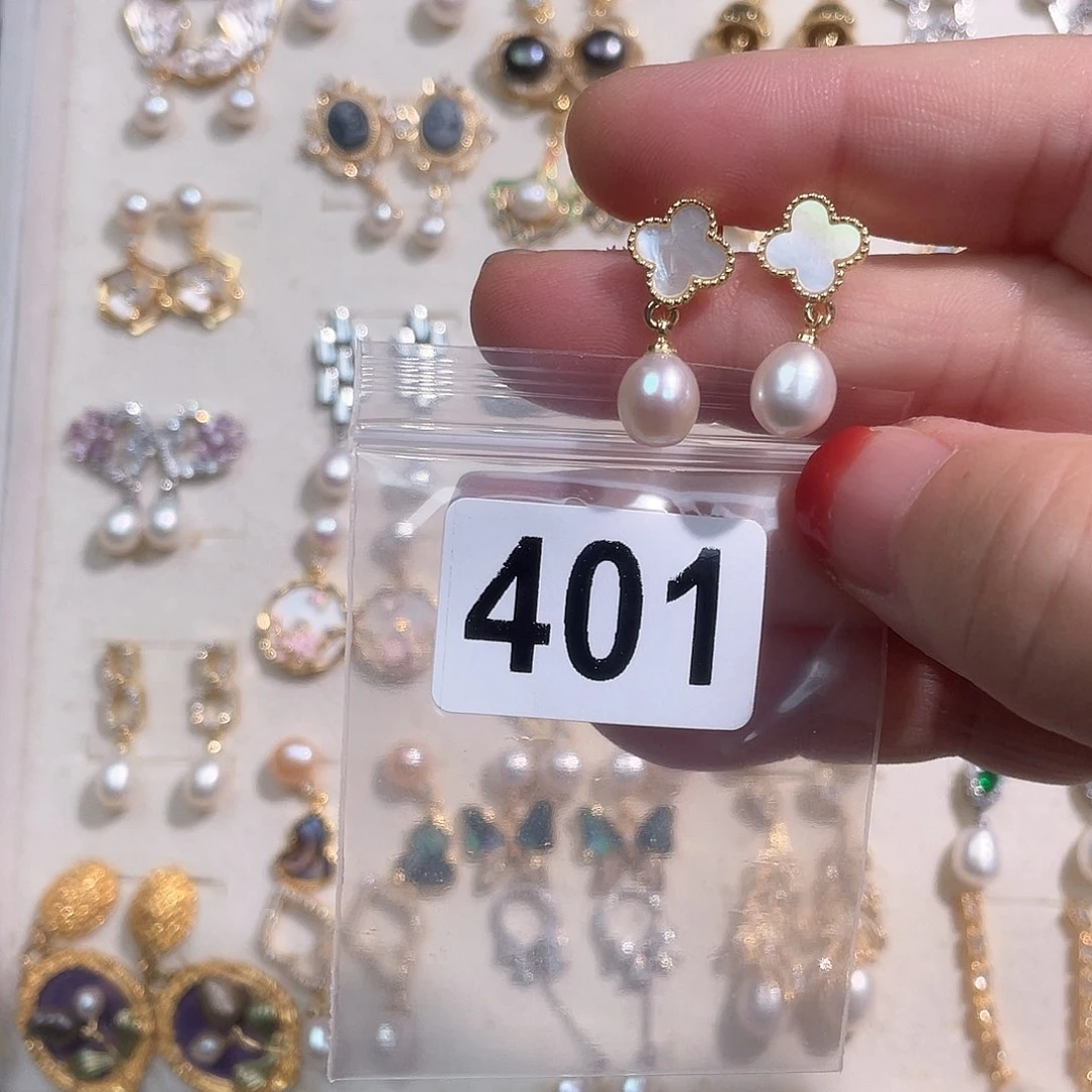 合金淡水珍珠耳饰走**去