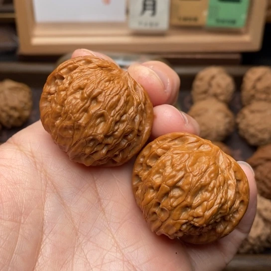 文玩核桃把件磨盘38