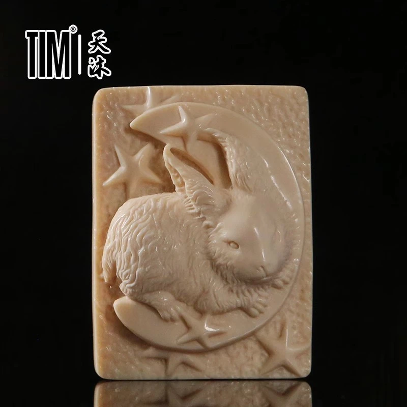 TIMTIM猛犸象牙牧人大师牙雕玉兔牌子男女文玩牌子菩提项链吊坠