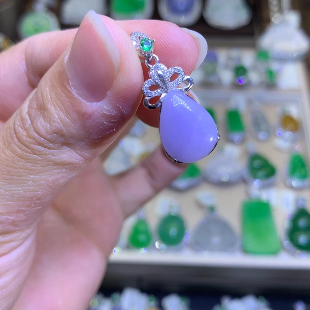 翡翠银S925镶嵌颈饰翡翠