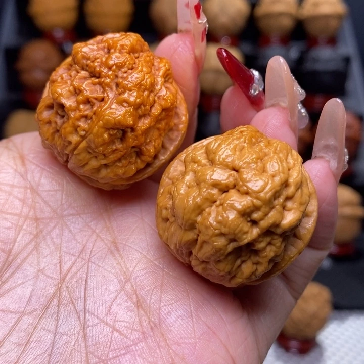 文玩核桃把件人**客血舍利1号