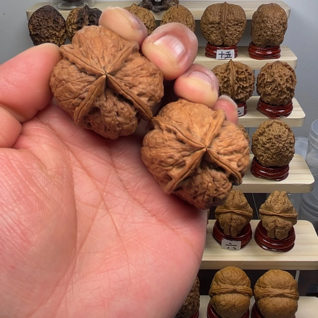 月***恒核桃文玩铁核桃四棱