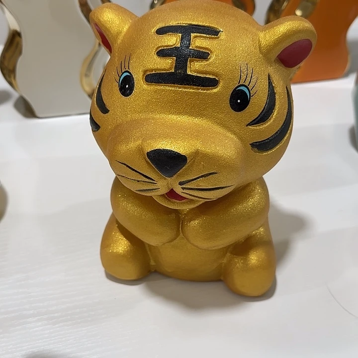 陶瓷金色小老虎存钱罐