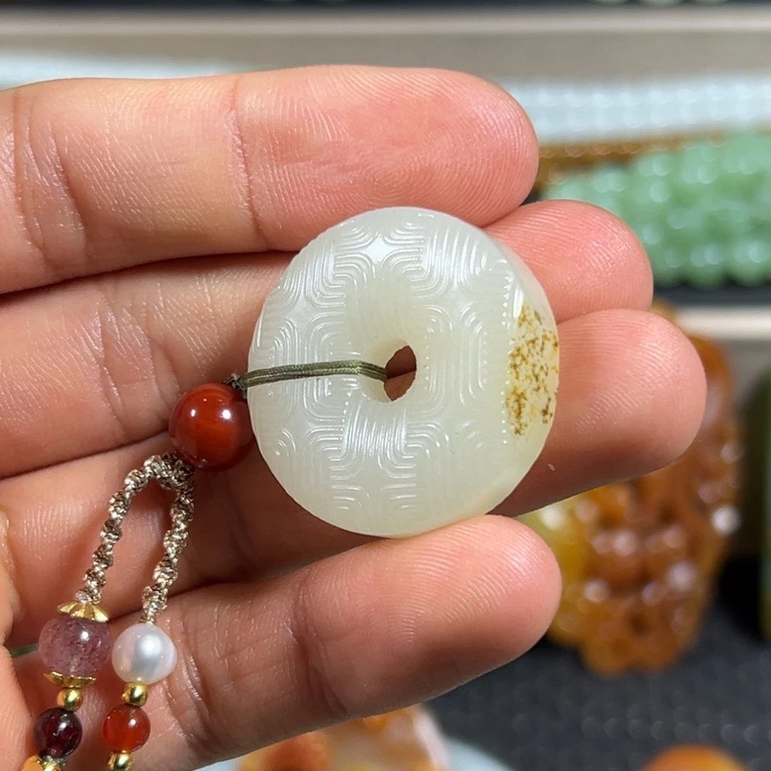 和田玉未镶嵌吊坠(不含链)
