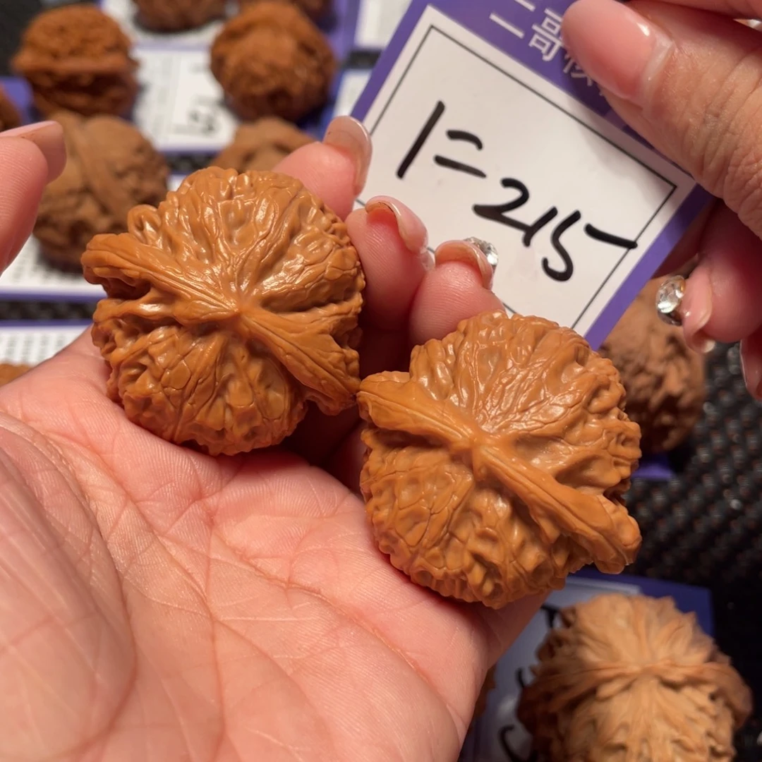 桃核把件215号灯42