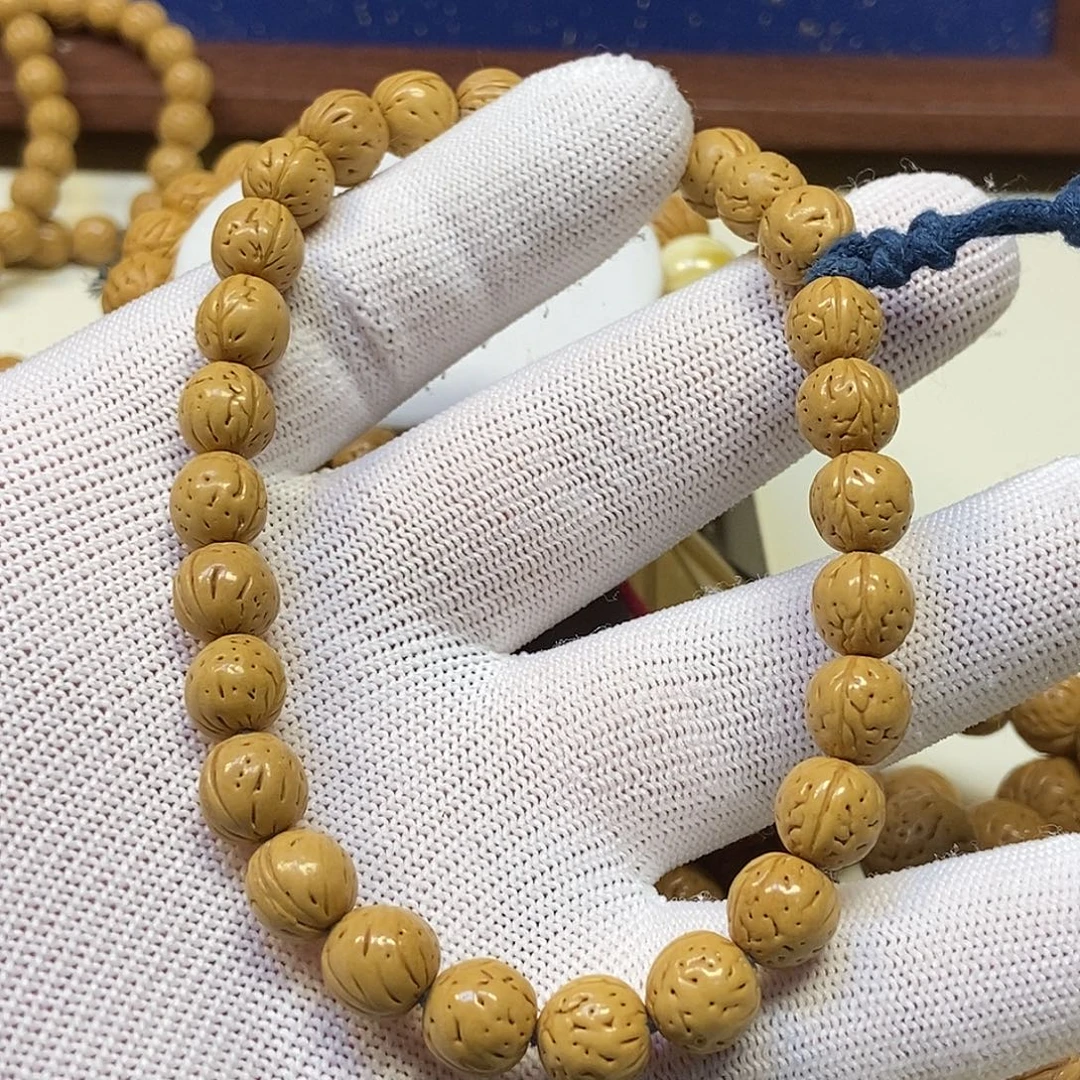 吊坠桃核111111111111