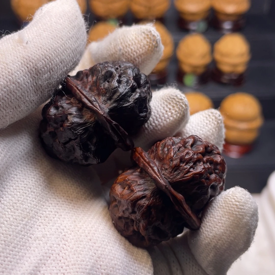 文玩核桃把件Y3血舍利38尺