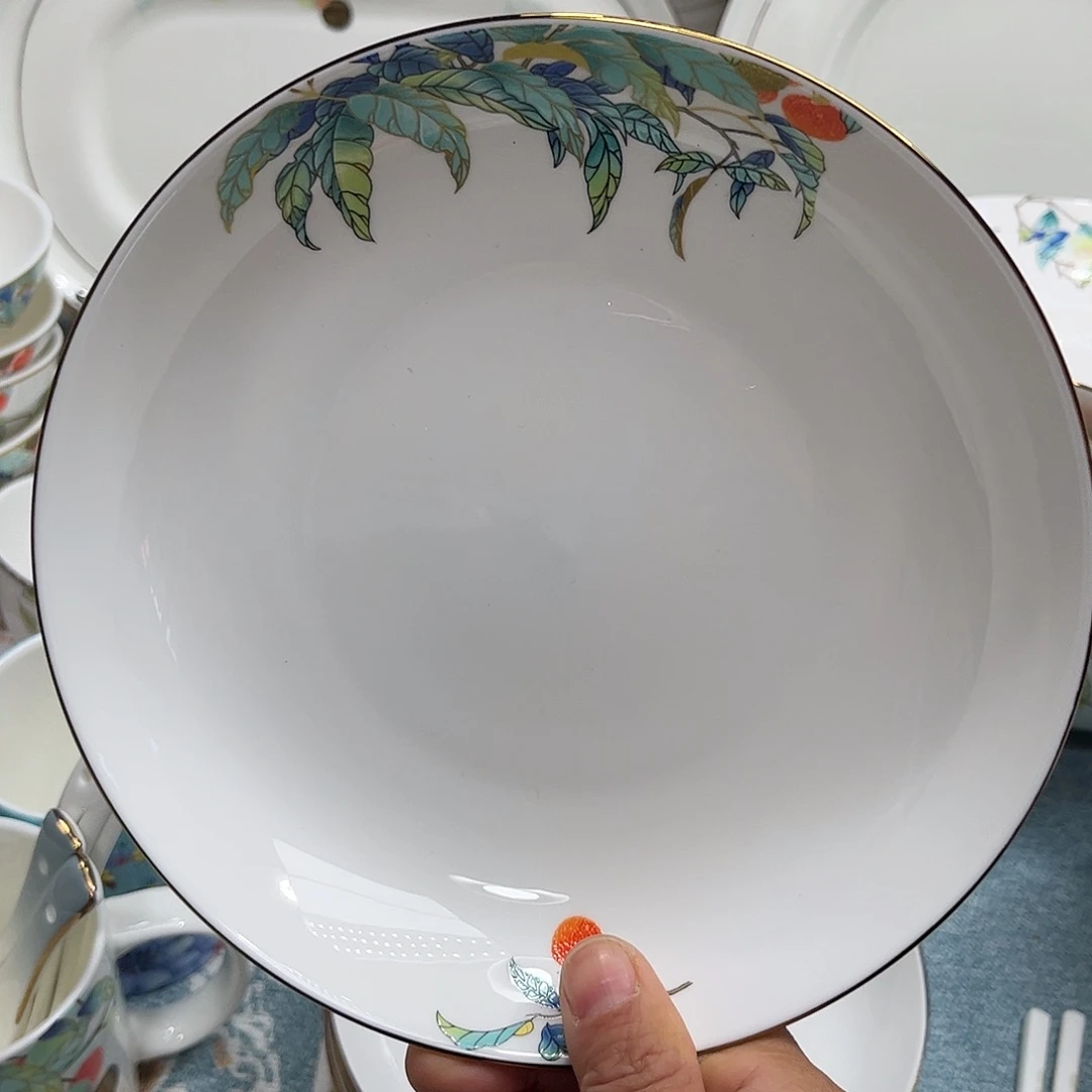 瓷片荔枝七寸深盘四个