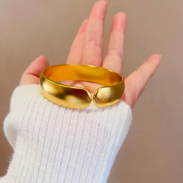 铜合金手镯 小众柔光面开口素圈轮胎手镯轻奢镯子高保色不褪色