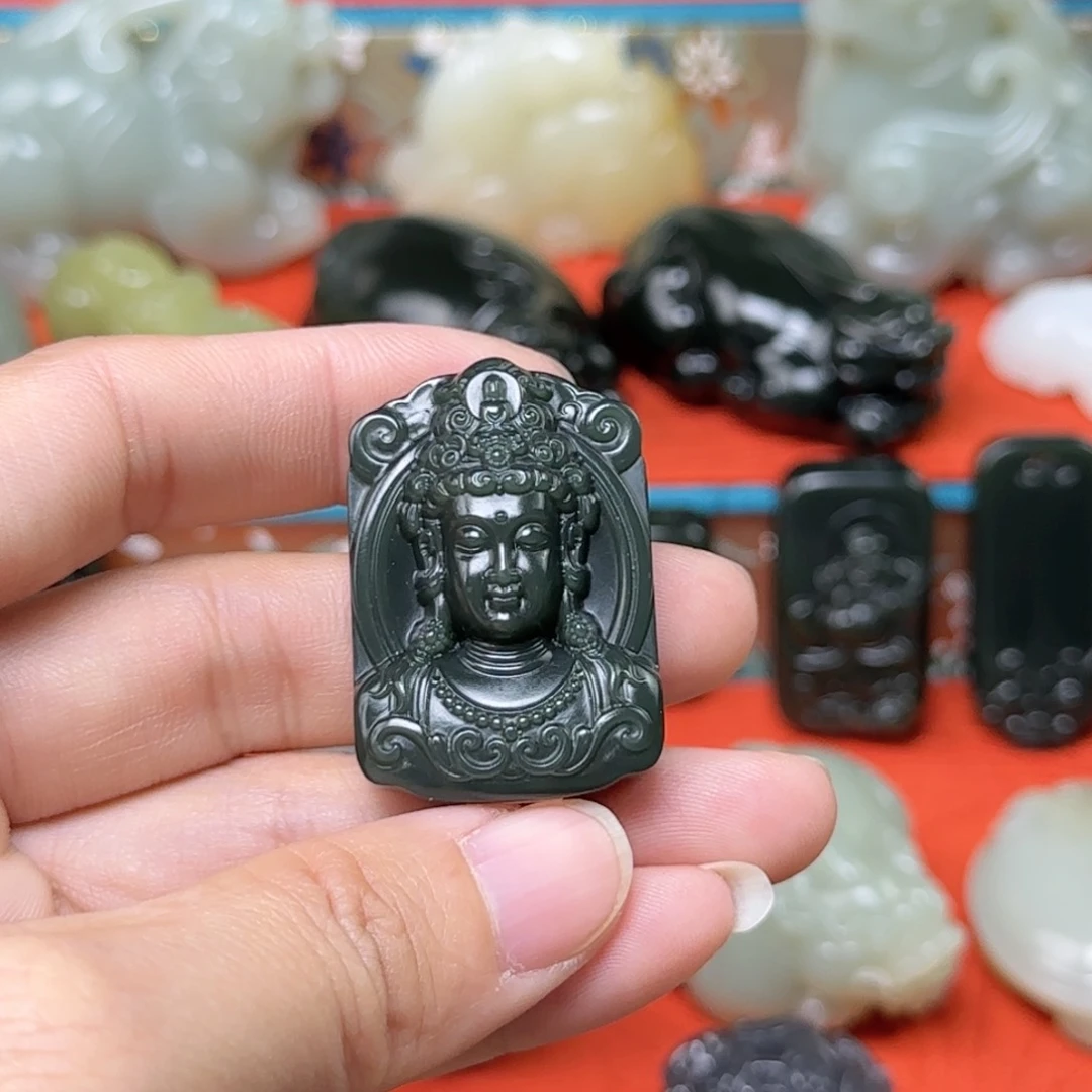 未镶嵌和田玉（糖玉）挂件