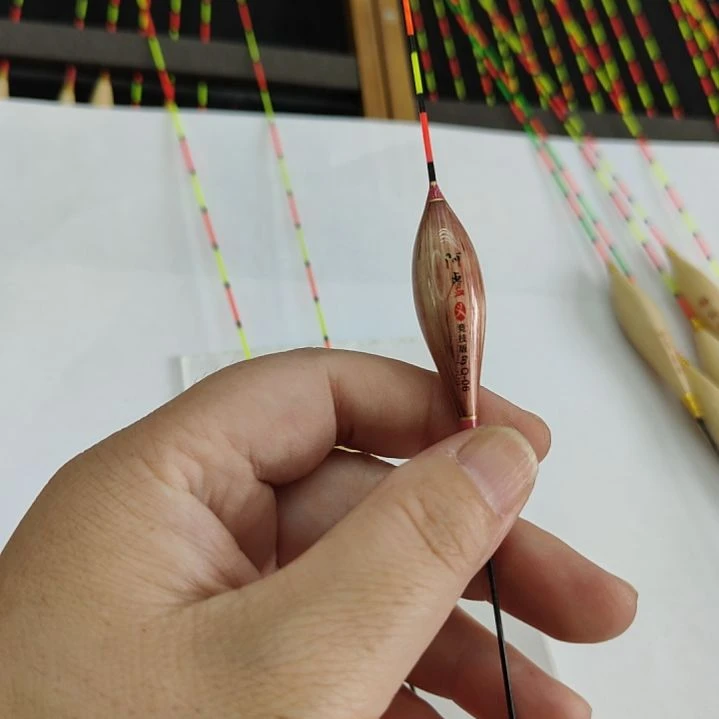 王***生芦苇带壳芦苇漂一只