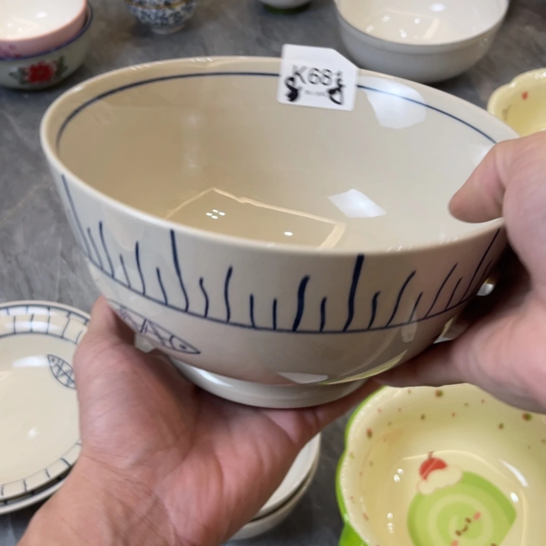 陶瓷微瑕餐具介意勿拍，满18飞！