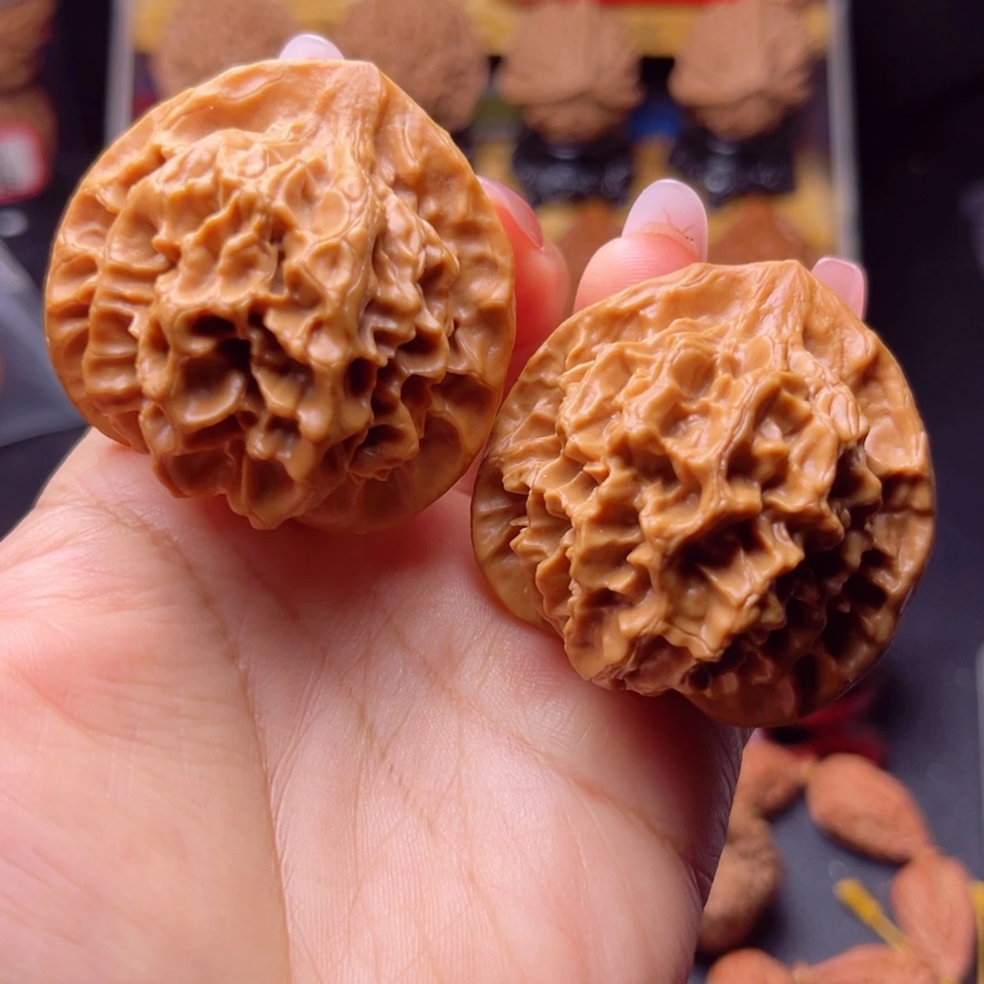 核桃大帝王狮子头
