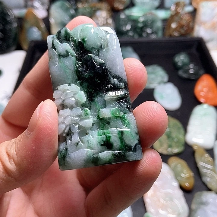 翡翠未镶嵌颈饰翡翠a货