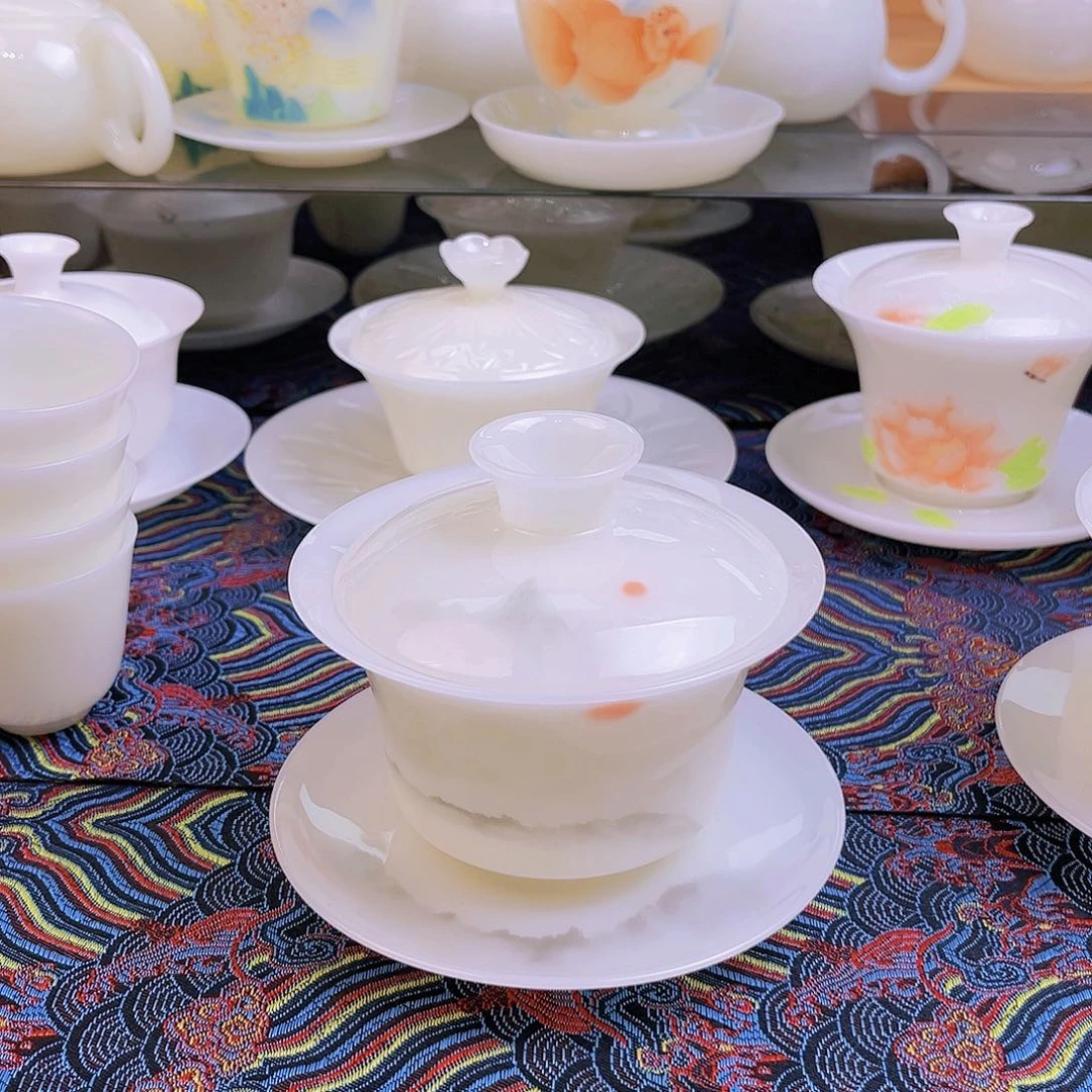 盖碗瓷品****友精品翡翠玉旭日东升盖碗