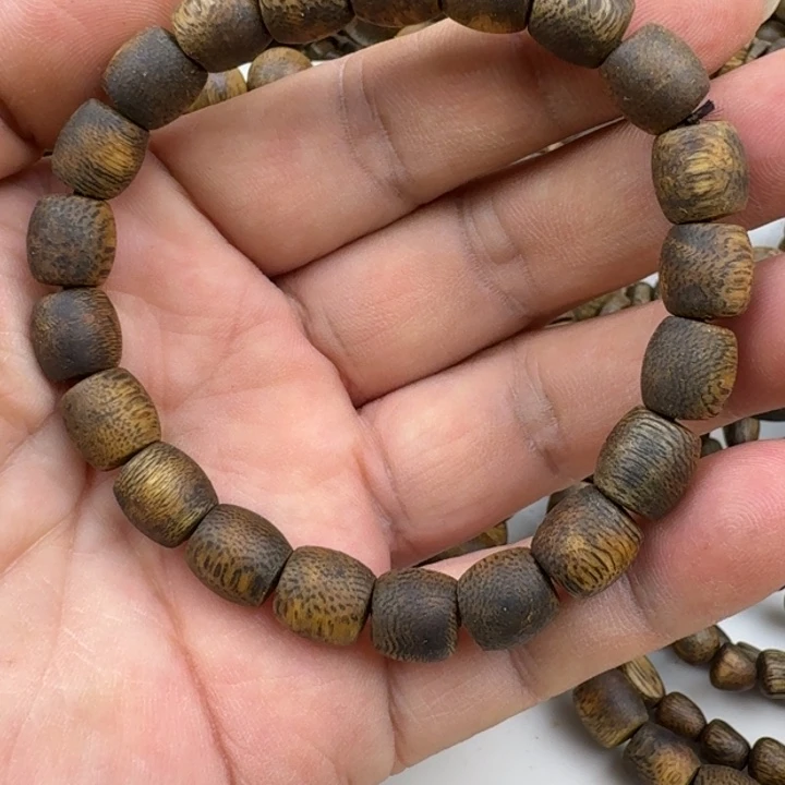 沉香手串张勺子手串7克