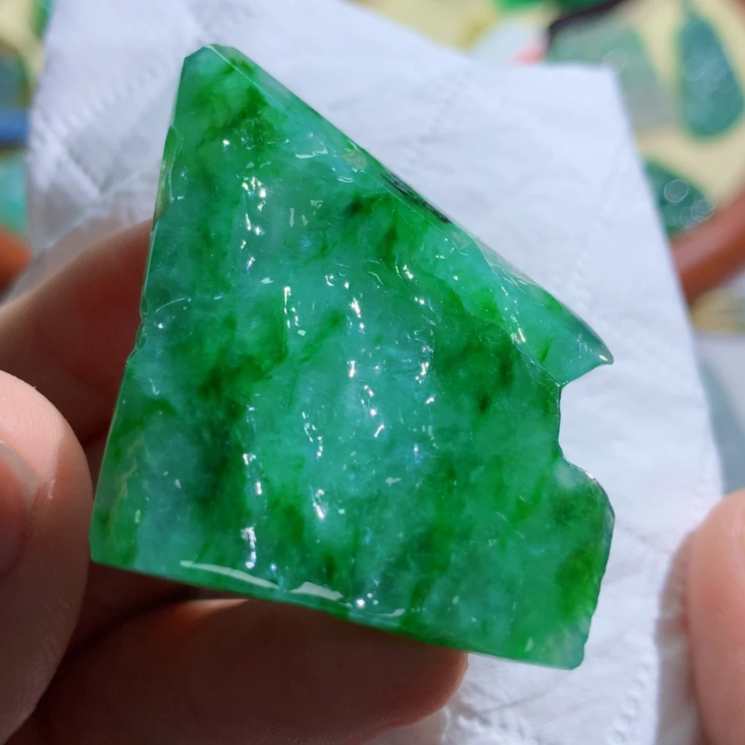 【闪购商品】翡翠未镶嵌吊坠(不含链) 2720