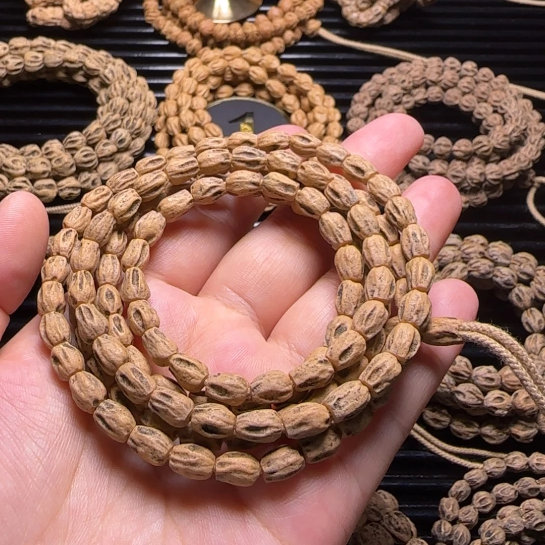 東***柏香籽/百香籽吊坠