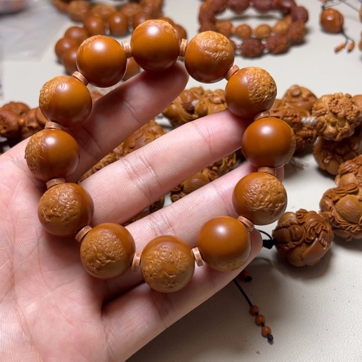 道***然吊坠橄榄核六春达摩