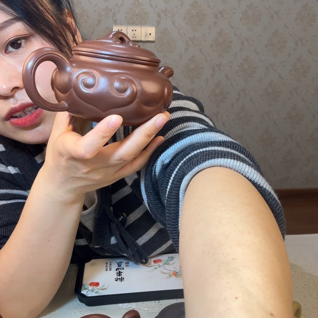 紫砂茶壶带****速精工制作