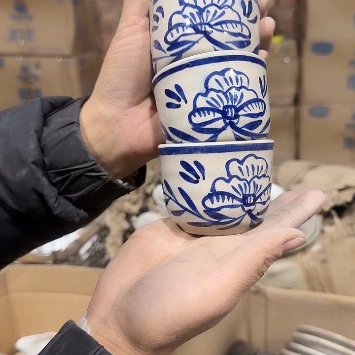 库存微瑕手绘杯四个