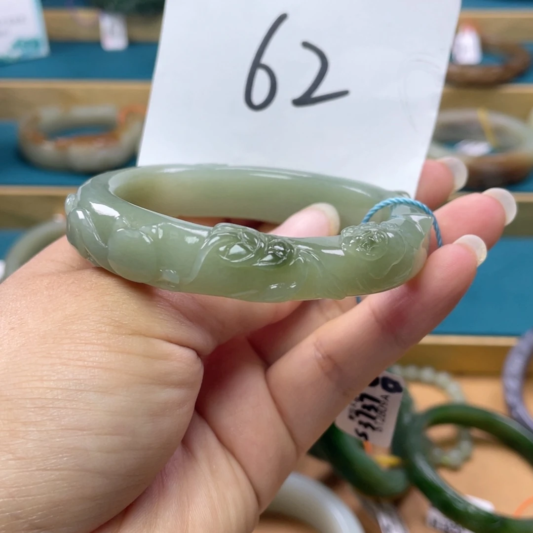 未镶嵌手镯和田玉圈口57