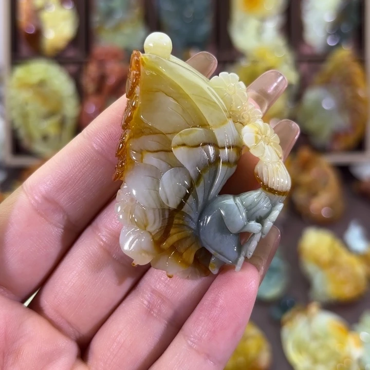 未镶嵌蛇纹石玉颈饰