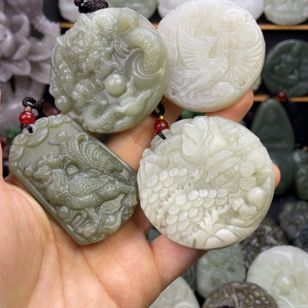 和田玉未镶嵌颈饰