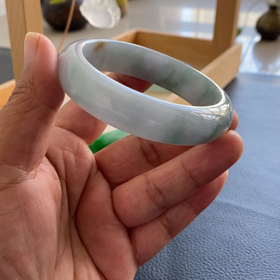 翡翠未镶嵌手镯天然翡翠手镯
