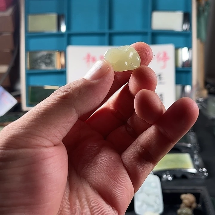 未镶嵌和田玉珠宝半成品