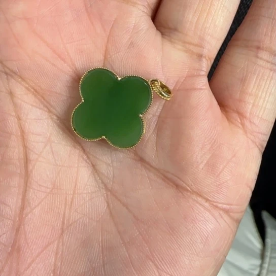 和田玉颈饰18K金镶嵌裸石1.9➕